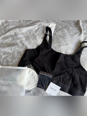 Momcozy Black Nursing Bra - Comfortable Support for Moms